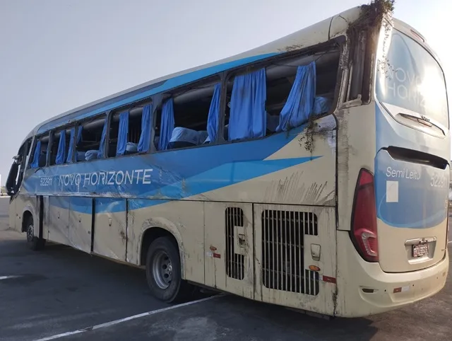 Ônibus envolvido em acidente