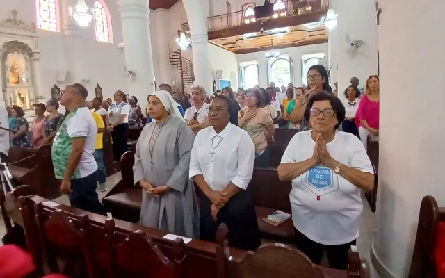 Dom Itamar Vian celebra aniversário com Missa na Catedral de Santana 