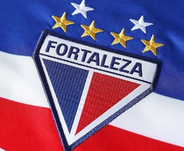 foto escudo fortaleza