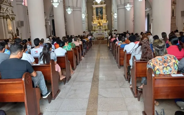 Dom Itamar Vian celebra aniversário com Missa na Catedral de Santana 