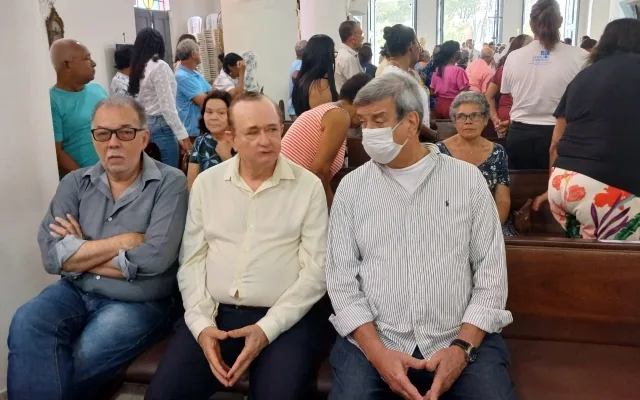 Dom Itamar Vian celebra aniversário com Missa na Catedral de Santana 