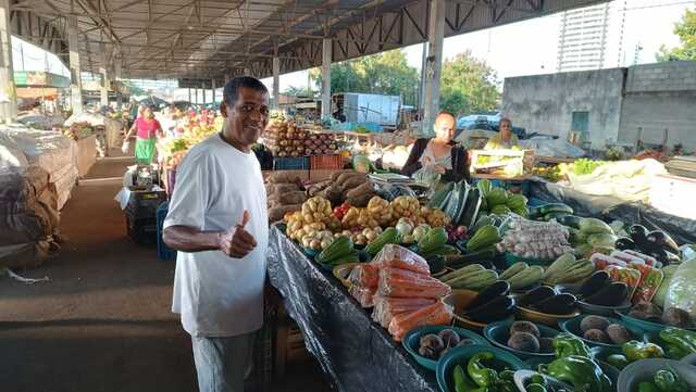 reajuste preços de fruas e verduras feirinha da estação nova (2)