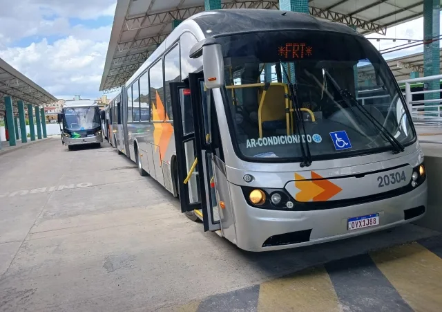 BRT -2 - ônibus articulados