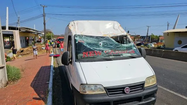 avião cai Teresina