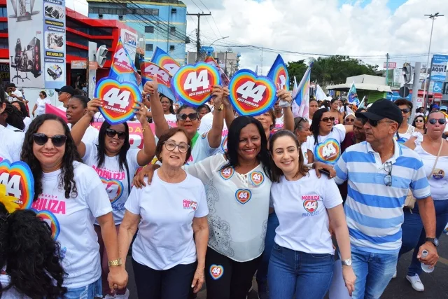 Caminhada de José Ronaldo com mulheres