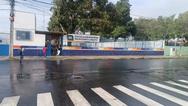 Escola Municipal Monteiro Lobato - ft paulo josé acorda cidade