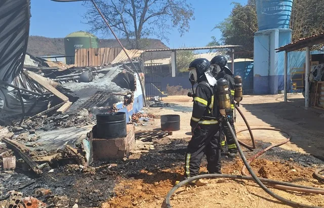 Incêndio em Barreiras