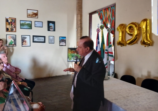 Evento da Academia de Educação no Casarão dos Olhos d'agua