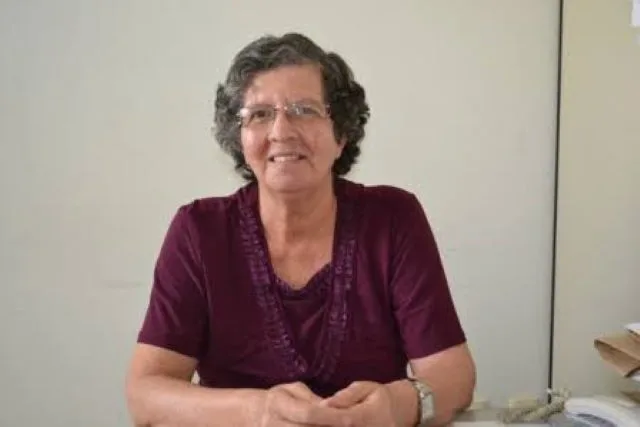 professora, poetisa e escritora Lélia Vítor Fernandes