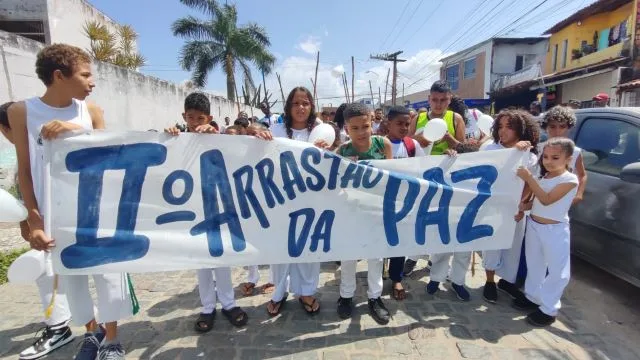 arrastão pela paz capoeira