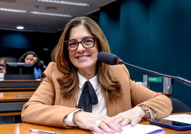 Rogéria Santos - deputada federal