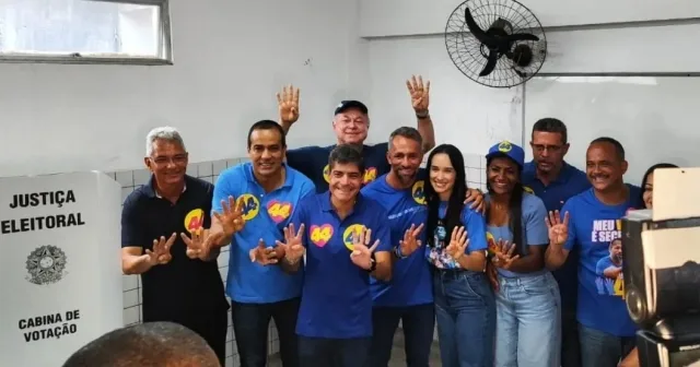 Flávio Matos vota no 2° turno em Camaçari