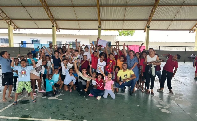 Escola celebra Dia das Crianças com gincana estudantil e passeio recreativo no distrito de Tiquaruçu