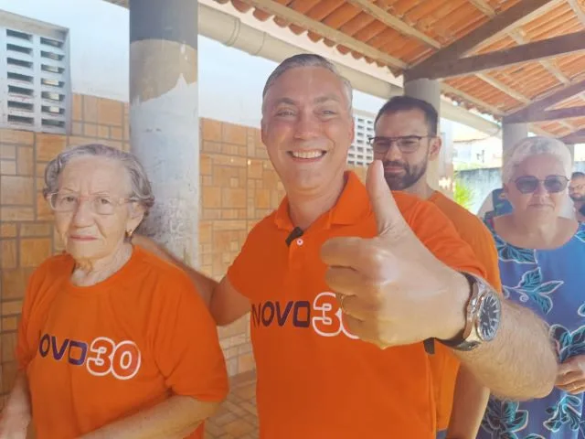 carlos medeiros votoção