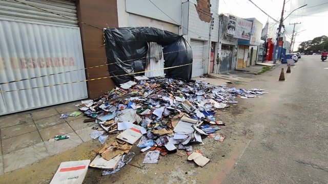 Incêndio em Gráfica na Rua Santos Dumont