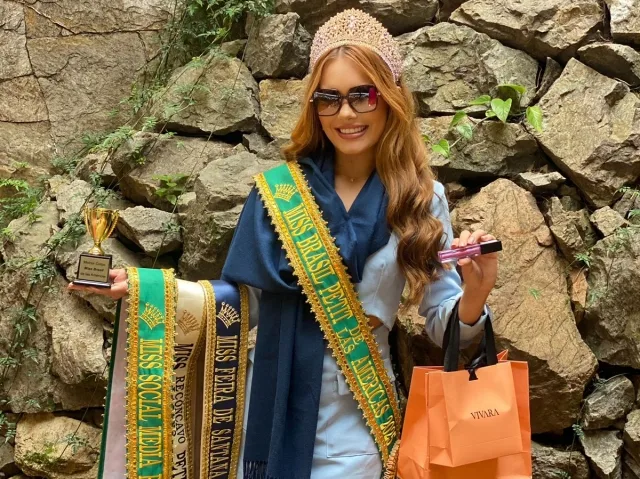 Áila Teixeira é coroada Miss Petit de Las Américas 2025