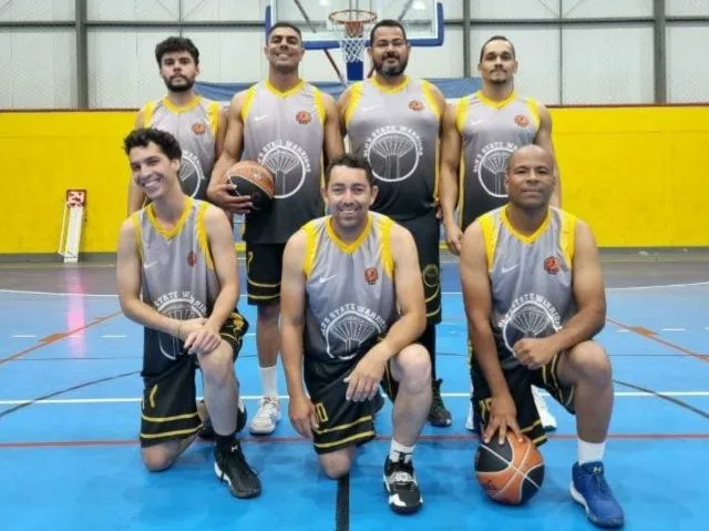 time de basquete