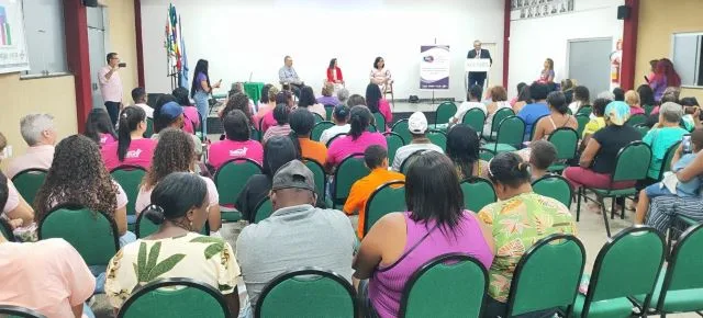 Palestra do Outubro Rosa na Acefs