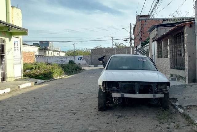 Carros abandonados