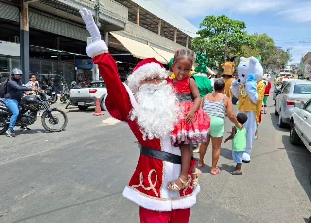 Shopping Popular Cidade das compras - chegada do papai noel - Natal - 8