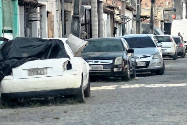 Carros abandonados