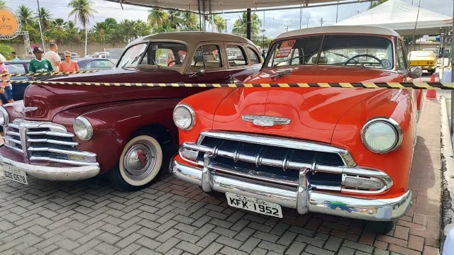 Exposição de carros antigos