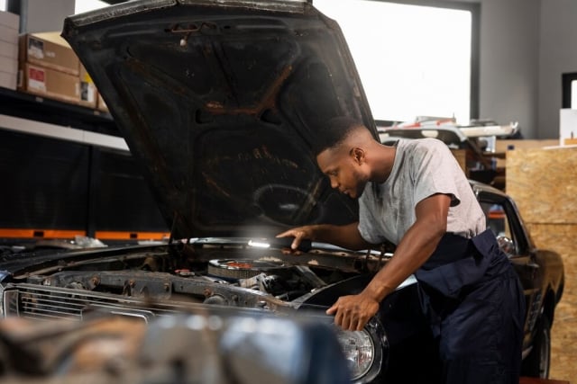 revisão no veículo