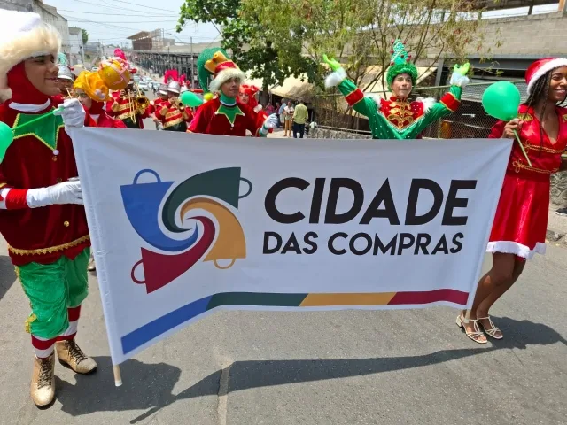 Shopping Popular Cidade das compras - chegada do papai noel - Natal - 8