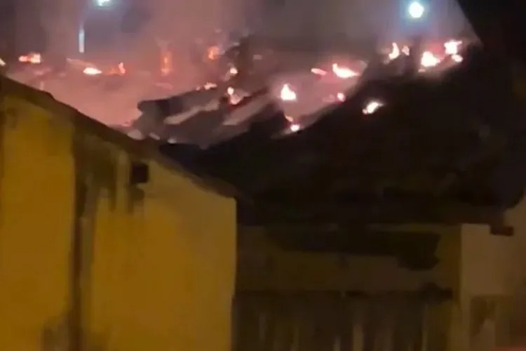 casa incendiada