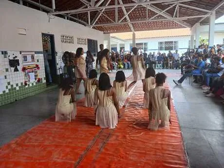 Africanidades escola estadual promove evento de cultura e arte em valorização a cultura negra