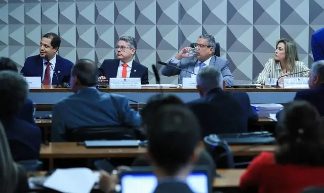 senadores mesa comissão CPI das bets