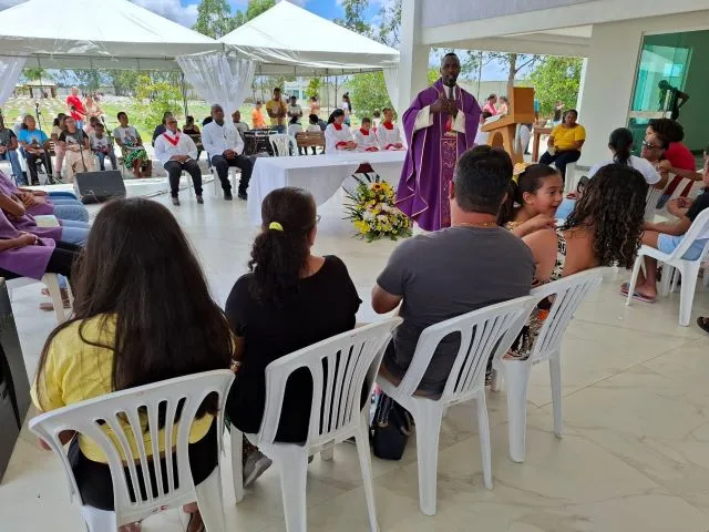 missa no cemitério memorial as flores