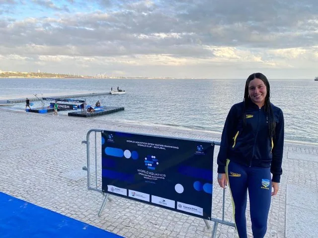 Lizian Simões - Nadadora baiana alcança o topo do ranking mundial de águas abertas na categoria junior