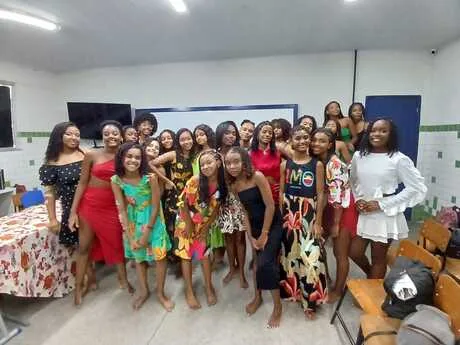 Africanidades escola estadual promove evento de cultura e arte em valorização a cultura negra