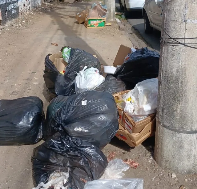 sem coleta de lixo em feira de santana