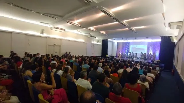 apresentação crianças