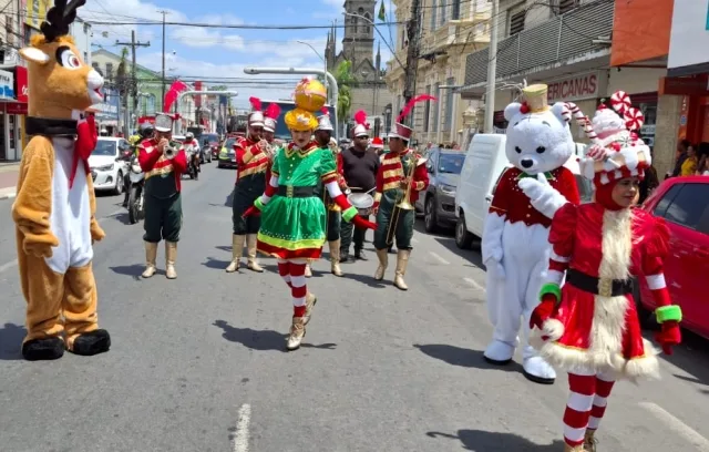 desfile temático de natal da CDL