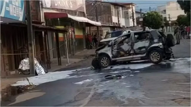 carro atropelamento