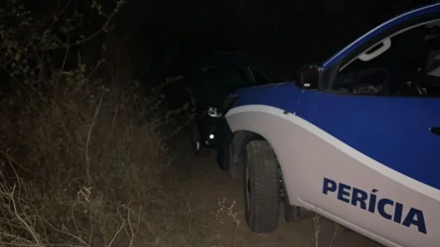 Homem é morto com vários tiros em matagal no bairro Conceição