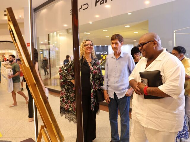 Todos os Caminhos: estilista expõe coleção inspirada na obra de Juraci Dórea