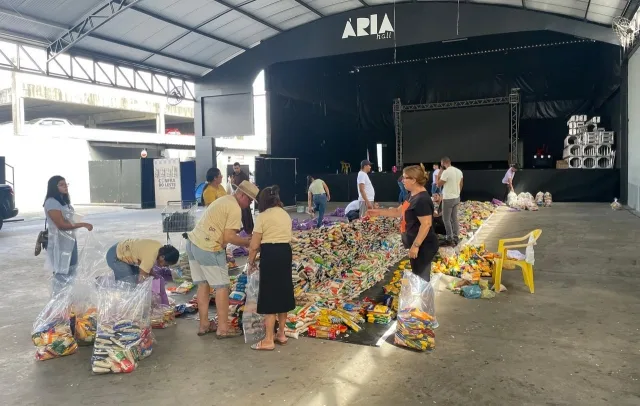 Arrecadação do Natal Solidário