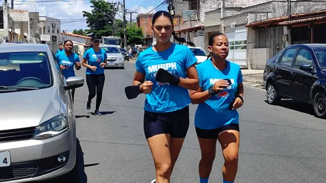 Comunidade homenageia Kauan Gomes, jovem morto por engano, com treino especial de crossfit