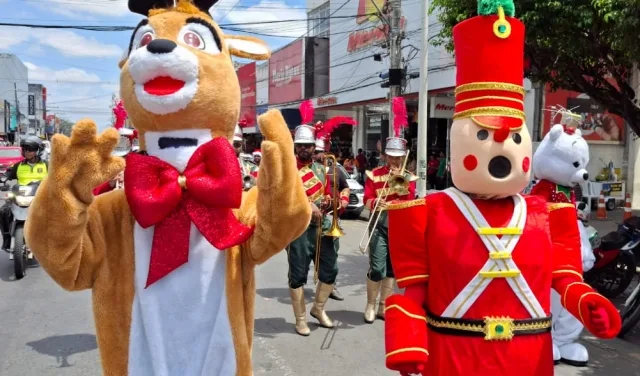 desfile temático de natal da CDL