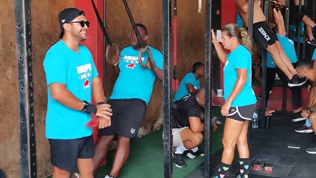 Comunidade homenageia Kauan Gomes, jovem morto por engano, com treino especial de crossfit