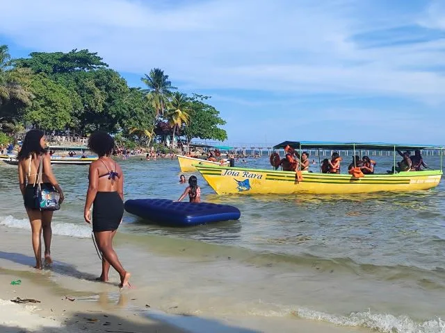 Praia de Bom Jesus dos Pobres, Saubara