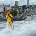 faxina no viaduto e túneis