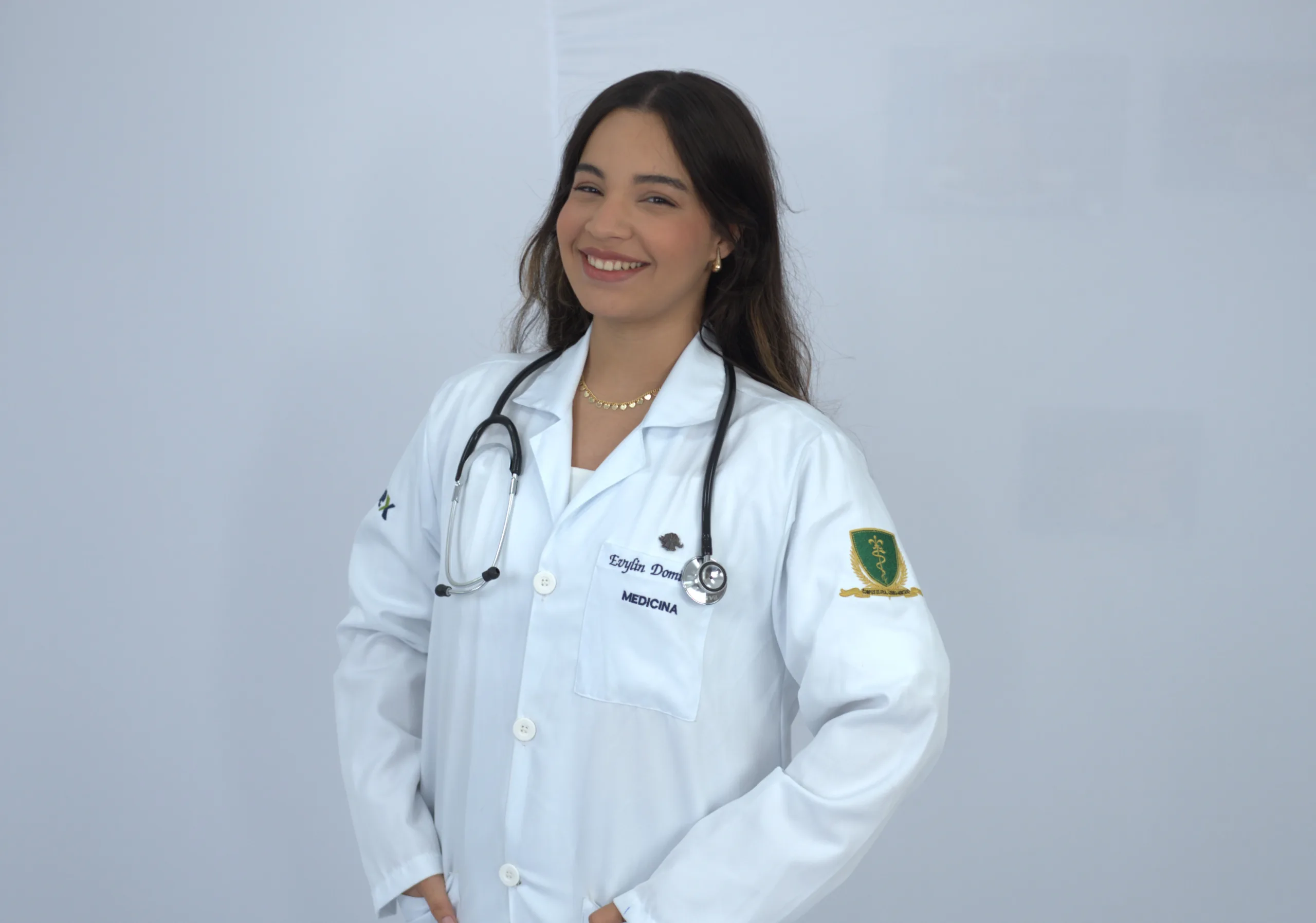 Evylin Dominyck, estudante de Medicina da UnexMED contemplada pelo FIES