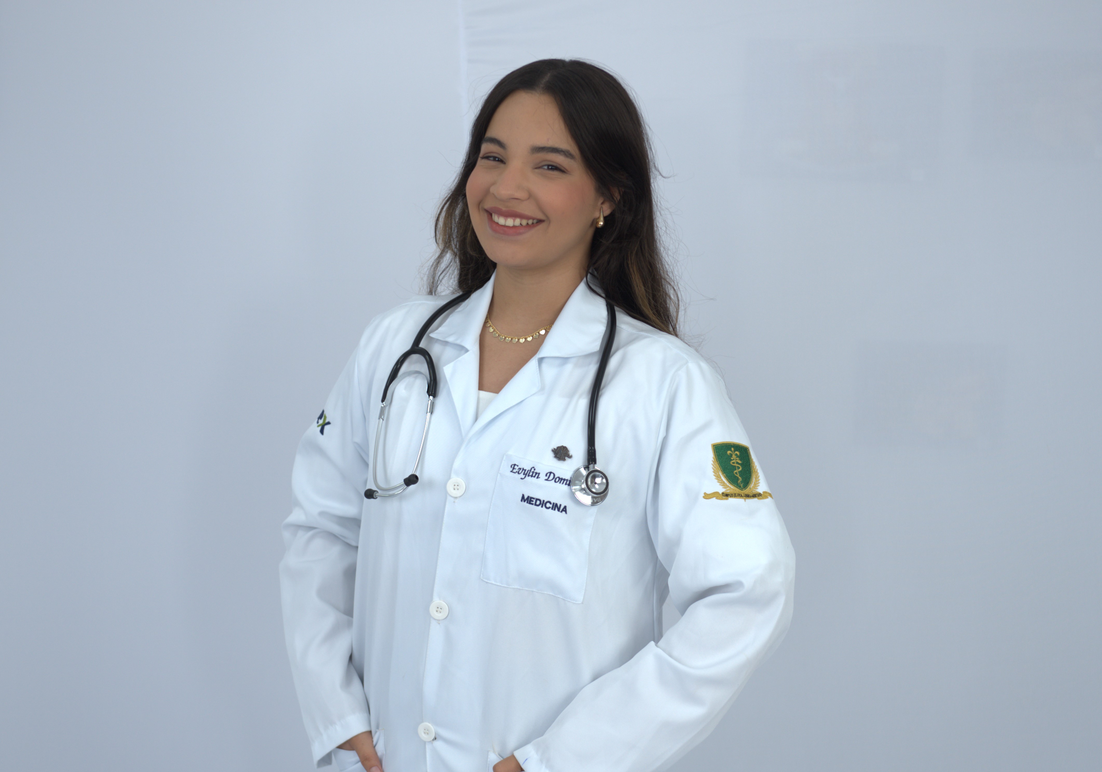 Evylin Dominyck, estudante de Medicina da UnexMED contemplada pelo FIES