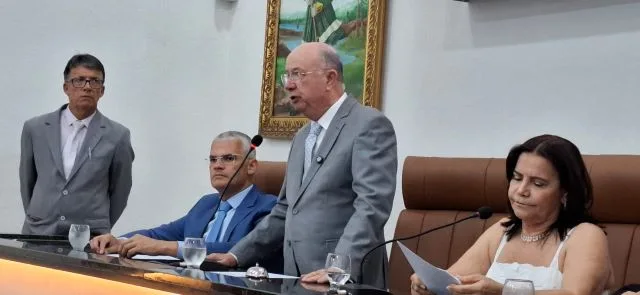 José Ronaldo e Pablo Roberto tomam posse como prefeito e vice-prefeito de Feira de Santana;