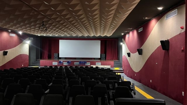 Sala Walter da Silveira revitalizada pelo projeto Os Filmes que eu Não Vi